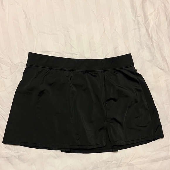 Swimming Skort - Picture 1 of 3